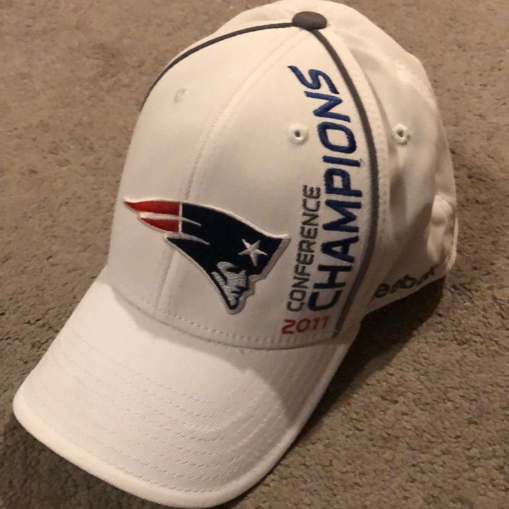 Patriots 2011 conference championship hat.